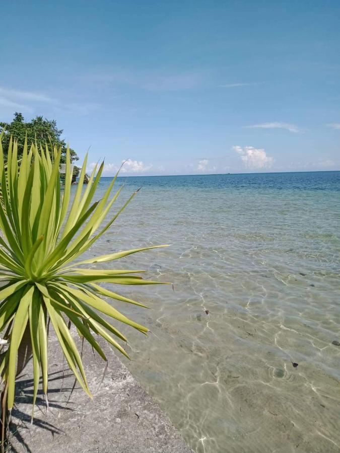 Palhi Resort Caticlan Esterno foto