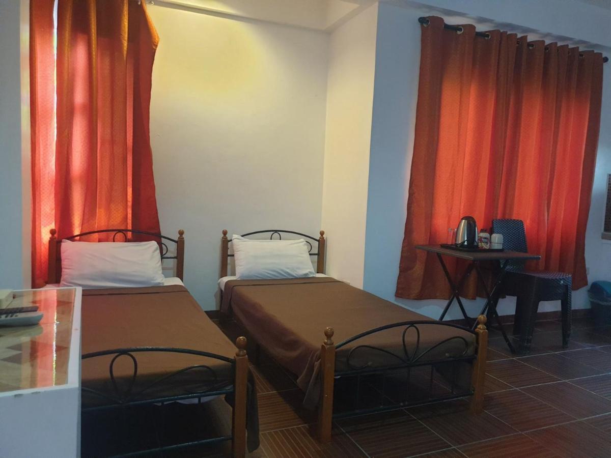 Palhi Resort Caticlan Esterno foto